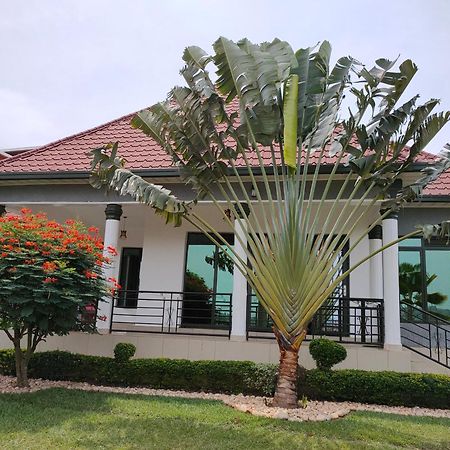 Villa Kikiriki คิกาลี ภายนอก รูปภาพ
