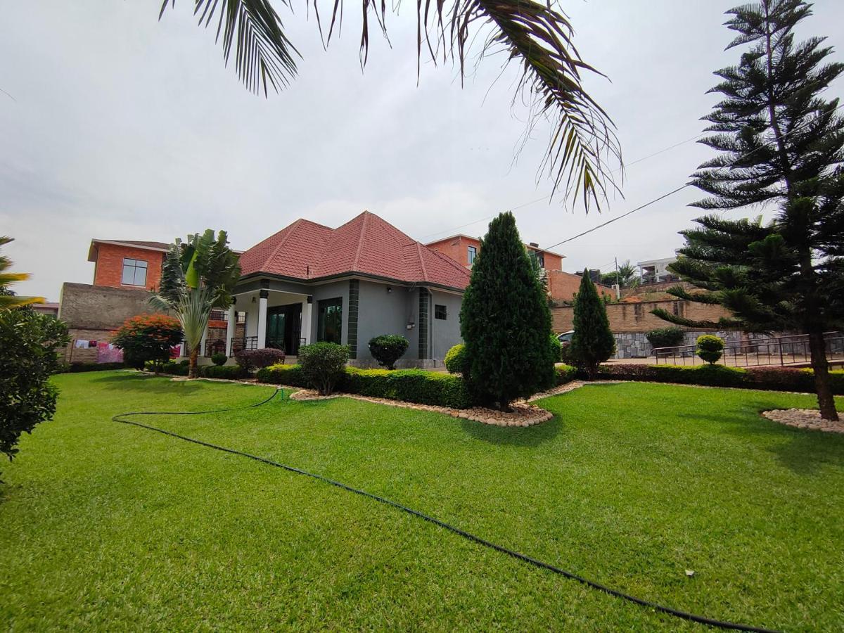 Villa Kikiriki คิกาลี ภายนอก รูปภาพ